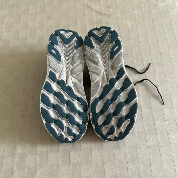 Hoka Clifton 8 Lace Up Sneakers in Real Teal / Aquarelle